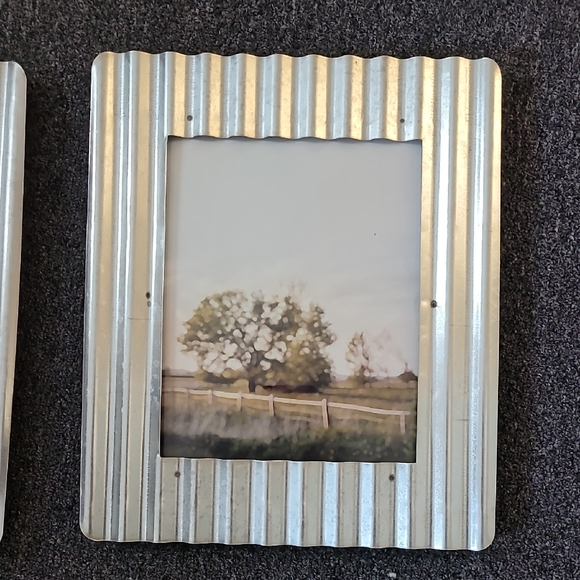 Silver Ribbed Picture Frames - Picture 3 of 5